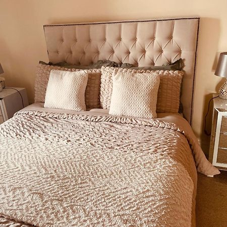 A Room In Central Park Apts Carrick on Shannon 외부 사진