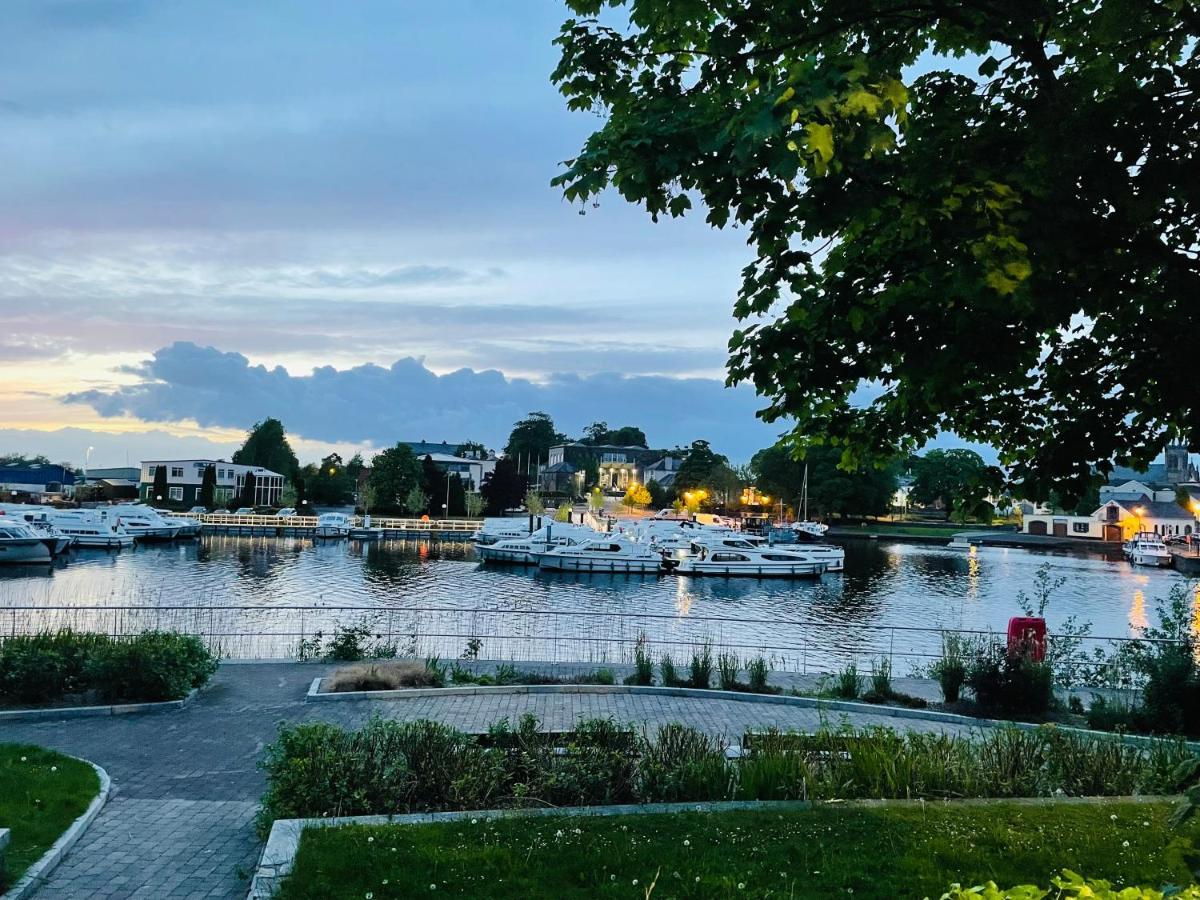 A Room In Central Park Apts Carrick on Shannon 외부 사진